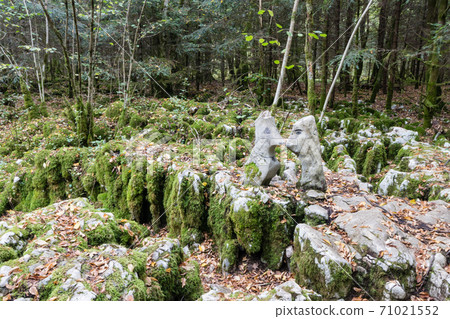 The karstic trail of Malrochers from Jura, France 71021552