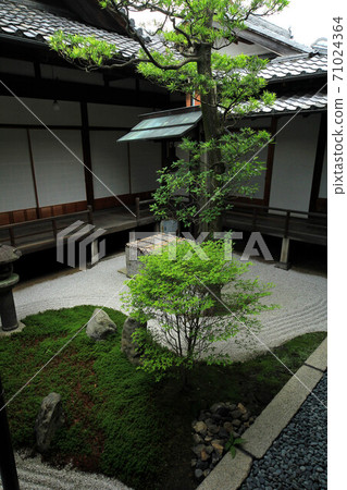Kenninji Temple Tower Ryosokuin Garden Kenninji Temple Tower Ryosokuin Garden 71024364