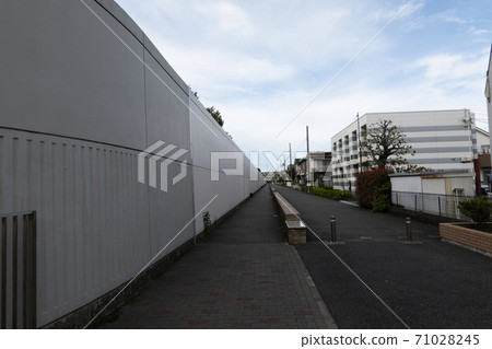 Fuchu Prison Wall 71028245