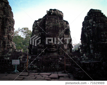 吳哥窟巴戎寺高棉的微笑 吳哥窟巴戎寺高棉的微笑 71029989