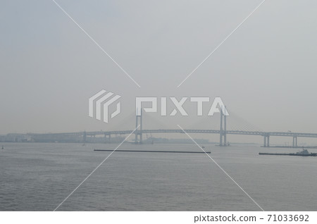 橫濱港，海灣大橋 71033692