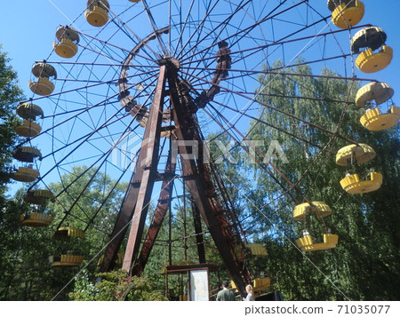 切爾諾貝利的前遊樂園 71035077