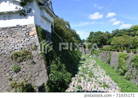Uchibori next to the southeast corner turret of Nagoya Castle 71035171
