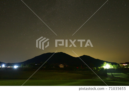 岡山縣晚上的廣山高原 岡山縣晚上的廣山高原 71035655