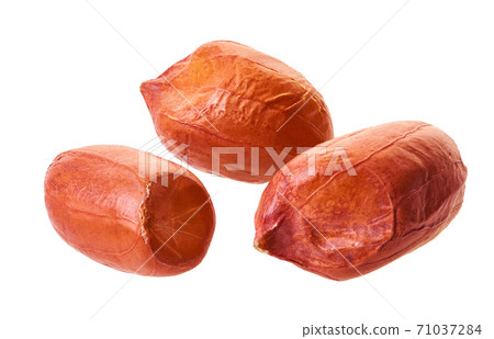 raw peanuts close-up with clipping path raw peanuts close-up with clipping path 71037284