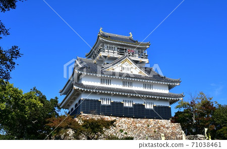 秋天的岐阜城,大河戲劇之地 秋天的岐阜城,大河戲劇之地 71038461