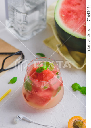 Fresh watermelon, gin cocktail 71043484