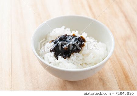 Nori Tsukudani and rice Nori Tsukudani and rice 71043850