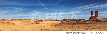 Sahara Desert, Algeria 71047278