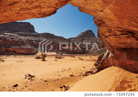 Sahara Desert, Algeria 71047293