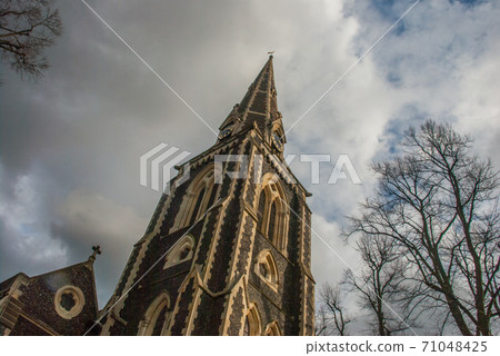 Christ Church on Turnham Green. Chiswick High Road, West London. Christ Church on Turnham Green. Chiswick High Road, West London. 71048425