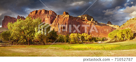 Fruita, Capitol Reef National Park 71052787