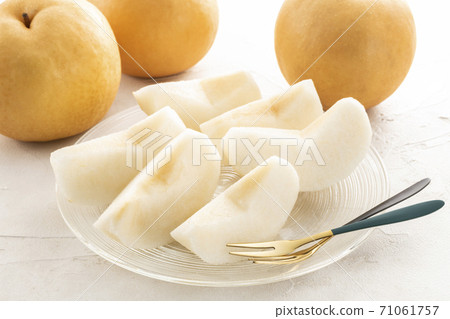 A bite-sized pear 71061757