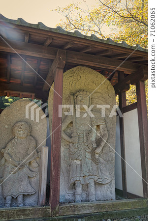 Ichijodani Asakura Ruins (Nishiyama Koshoji Stone Buddha Group) -Autumn 71062065