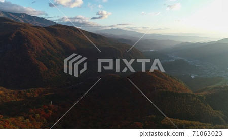 Nikko autumn leaves 71063023