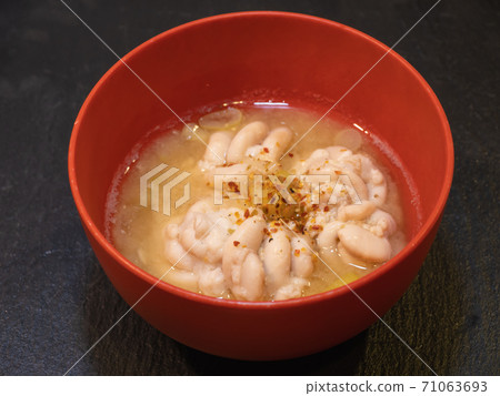 真塔拉白子。日本味o湯配上七種口味。 71063693