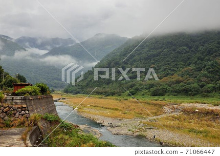 Mountain scenery-Daxueshan National Forest Recreation Area, Taiwan Mountain scenery-Daxueshan National Forest Recreation Area, Taiwan 71066447