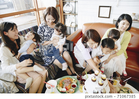 媽咪朋友共進午餐 71067385