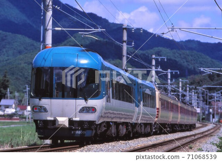 JR West 183 Series Limited Express Kita Kinki + Kyoto Tango Railway KTR800 Series Limited Express Tango Discovery 71068539