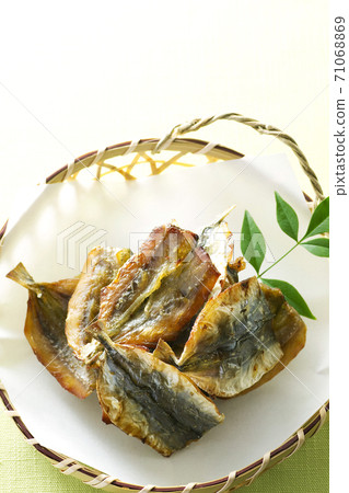 Grilled horse mackerel 19 Grilled horse mackerel 19 71068869