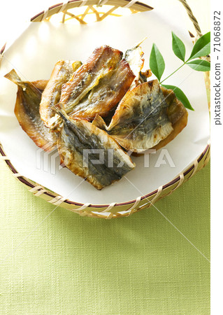 Grilled horse mackerel 20 Grilled horse mackerel 20 71068872