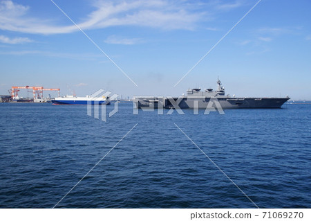 橫須賀本港配備直升機的護衛艦加賀2019年觀測儀式，體驗航行（神奈川縣橫須賀本港） 71069270