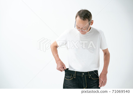 節食成功的老人 節食成功的老人 71069540
