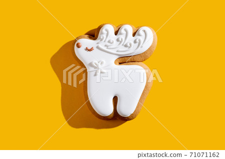 deer cookie fun decor white gingerbread orange deer cookie fun decor white gingerbread orange 71071162