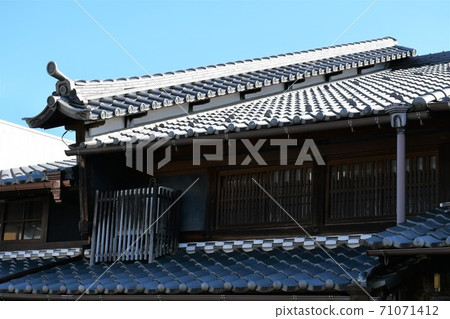 udatsu上升的城市景觀：岐阜和美濃市的城市景觀 71071412