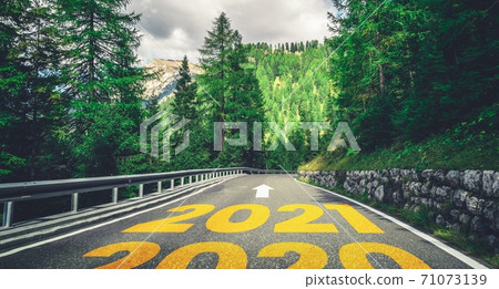 2021 New Year road trip travel and future vision concept . 71073139