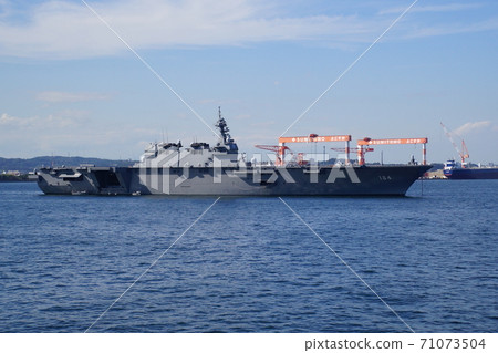 橫須賀本港配備直升機的護衛艦加賀2019年觀測儀式，體驗航行（神奈川縣橫須賀本港） 71073504