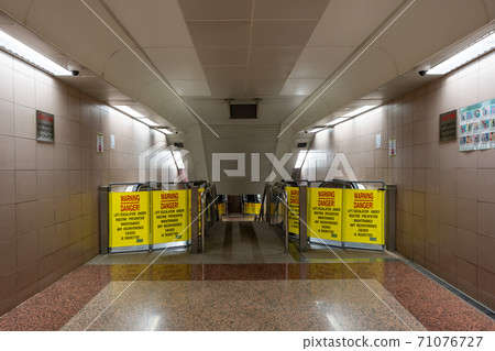 Escalator construction Escalator construction 71076727
