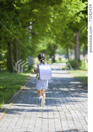 School bag back view 71082454