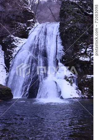 Mototaki Fushiryumizu Falls Mototaki Fushiryumizu Falls 71083098