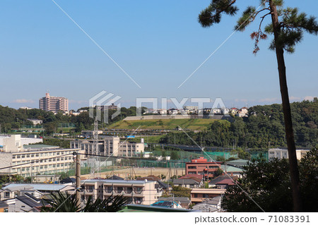 Cityscape of the Sakai River basin (Fujisawa City, Kanagawa Prefecture) Cityscape of the Sakai River basin (Fujisawa City, Kanagawa Prefecture) 71083391