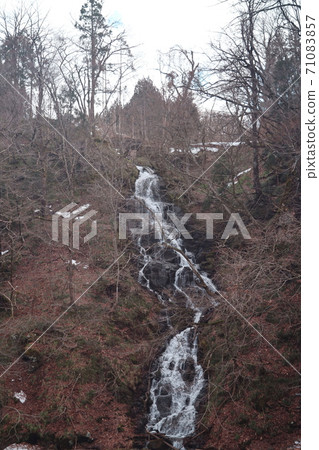 A waterfall that can only be seen at this time A waterfall that can only be seen at this time 71083857