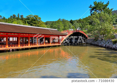 Sorihashi / Itsukushima Shrine 71086430