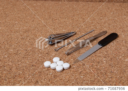 割爪,保健,片劑,燕子,刨花,鑷子,藥品,藥品,衛生,刷牙 割爪,保健,片劑,燕子,刨花,鑷子,藥品,藥品,衛生,刷牙 71087936