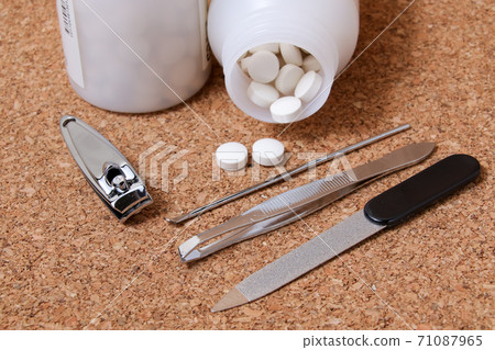 割爪，保健，片劑，燕子，刨花，鑷子，藥品，藥品，衛生，刷牙 71087965