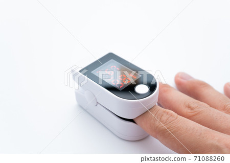 Blood oxygen concentration, pulse oximeter, pneumonia prevention 71088260