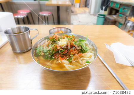 Korean udon, Kal-guksu 71088482