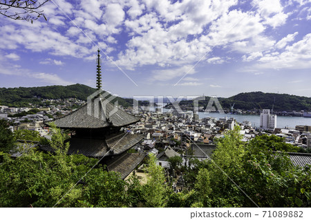 Tenneiji Sanjuto and Onomichi Townscape Onomichi City, Hiroshima Prefecture 71089882