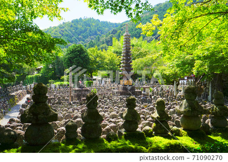 Adashino Nenbutsuji Temple, Sagano, Kyoto City, Kyoto Prefecture, Japan Adashino Nenbutsuji Temple, Sagano, Kyoto City, Kyoto Prefecture, Japan 71090270