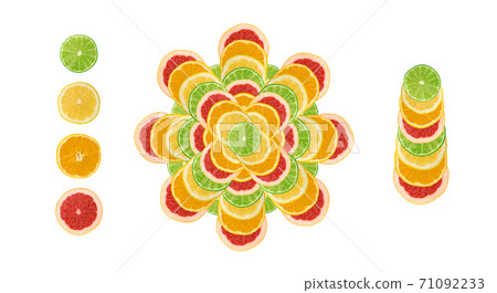 Set of sliced lemon, orange, lime and red grapefruit 71092233