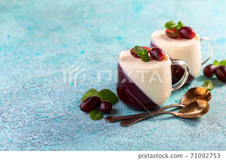 Vanilla berry Panna cotta.Traditional Italian dessert. 71092753