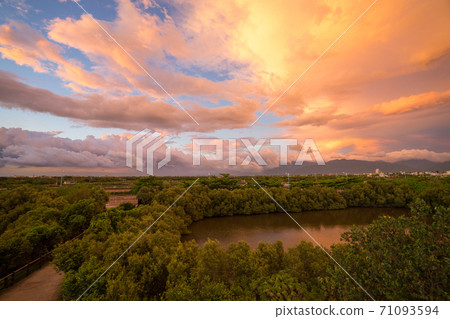 大鵬灣夕陽 大鵬灣夕陽 71093594