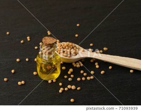 Mustard Seeds Essential Oil, Tincture or Extract in Small Bottle Mustard Seeds Essential Oil, Tincture or Extract in Small Bottle 71093939