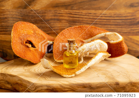 Dry Orange Peel or Zest Essential Oil, Tincture or Extract 71095923