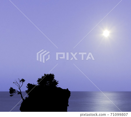 Moon over Kamen Brela and Adriatic Sea - Brela, Makarska Riviera, Croatia Moon over Kamen Brela and Adriatic Sea - Brela, Makarska Riviera, Croatia 71099807