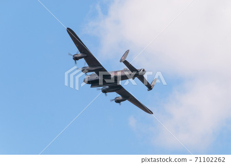 Royal Air Force Lancaster B Mk.I withdrawal from bombing Royal Air Force Lancaster B Mk.I withdrawal from bombing 71102262